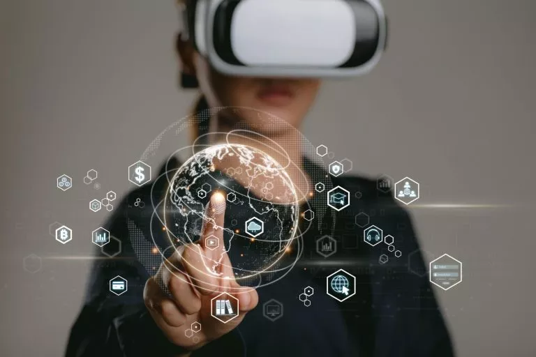 Virtual and Augmented Reality in Marketing